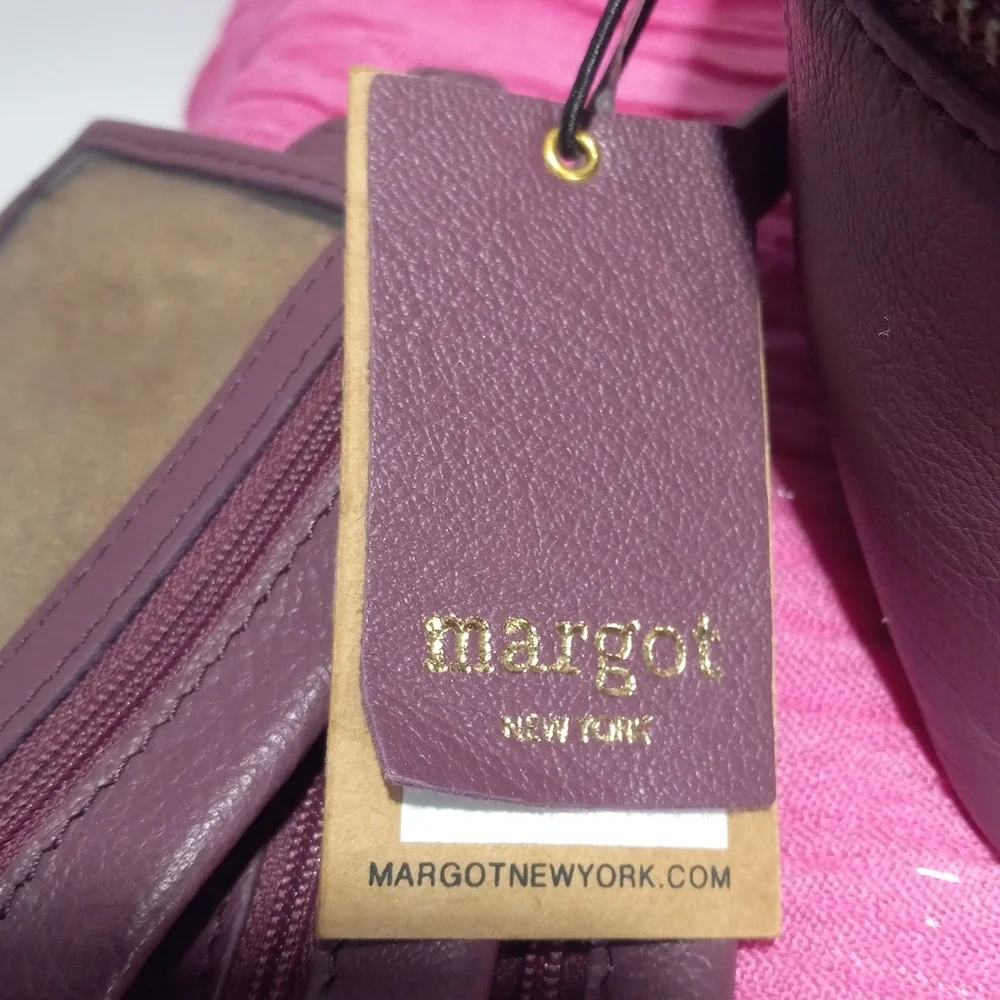 margot ▪︎ nwt